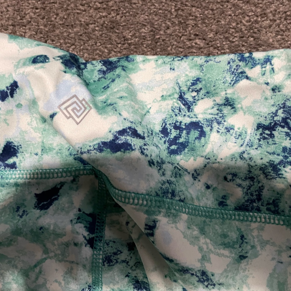 Zero capri leggings in blue/green swirl - Picture 4 of 4